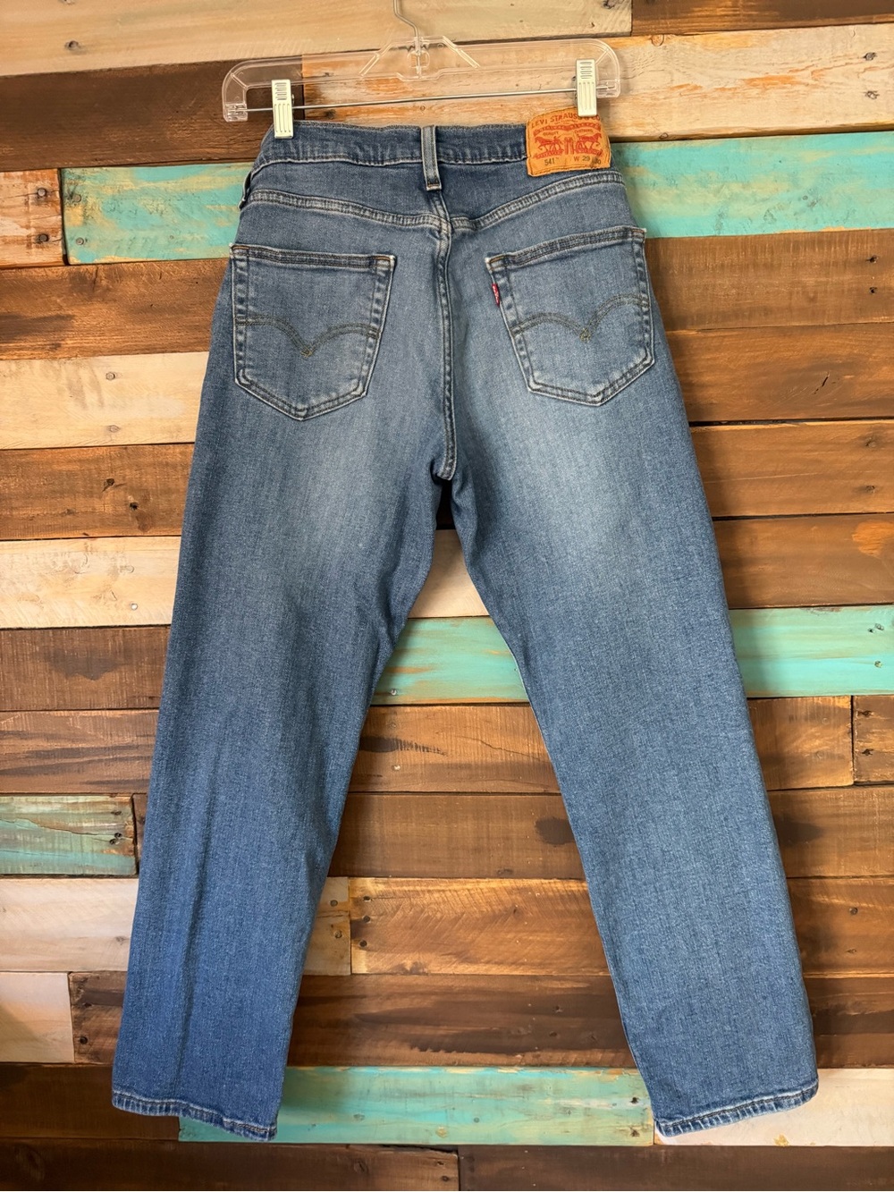 Levi's 541 Athletic Taper Fit Jeans Men's Medium Wash Blue | Size 29x30